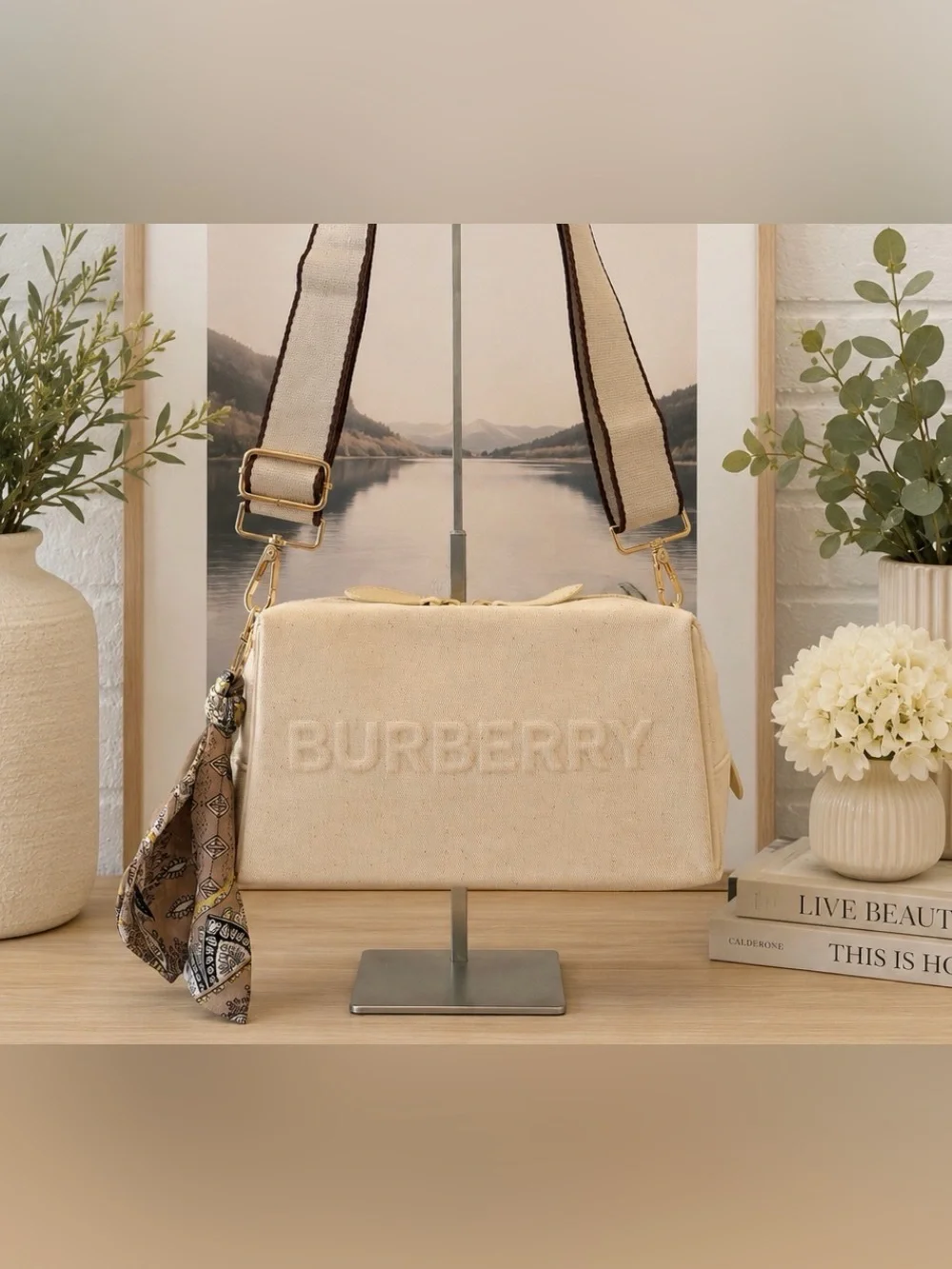 Burberry Cream Cosmic/Beauty Bag GWP item NWOT